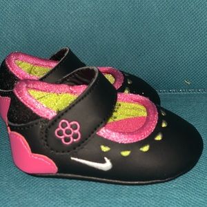 Nike Mary Janes 💕